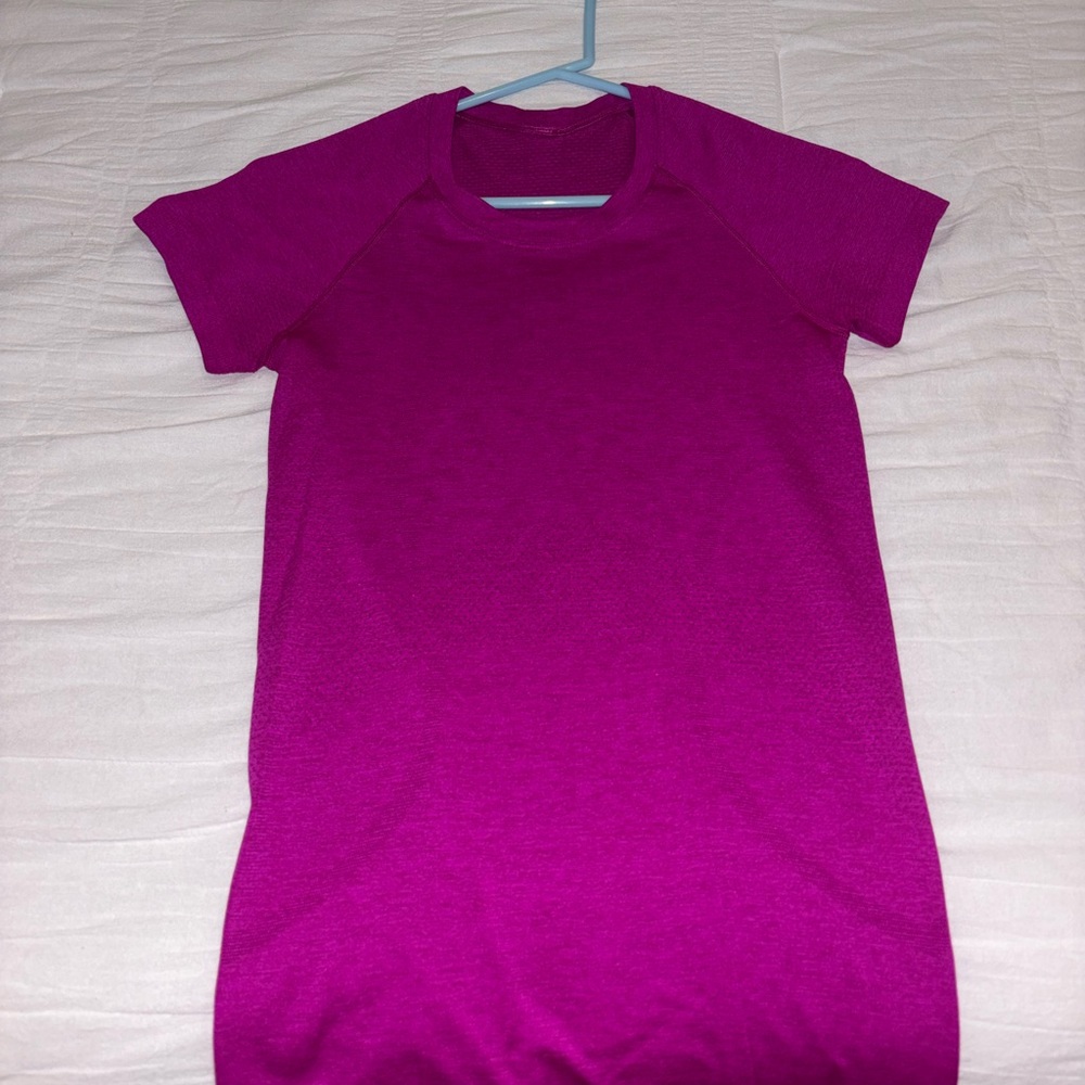 lululemon magenta short sleeve swiftly tech size 4